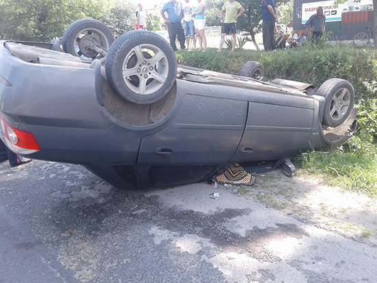 ДТП: у Золочівському районі відбулося попутне зіткнення двох авто