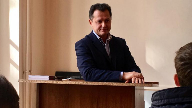 Тарас Батенко: Паралельно зі скасуванням депутатської недоторканності Верховна Рада має ухвалити закон про імпічмент президента