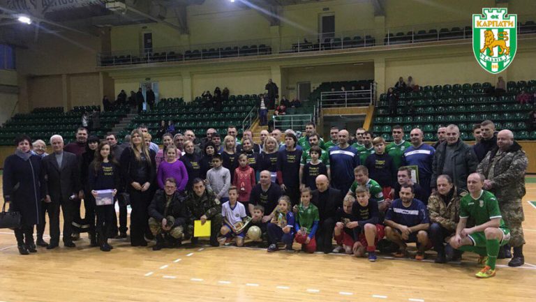 Відбувся благодійний матч між ветеранами ФК “Карпати” та учасниками АТО