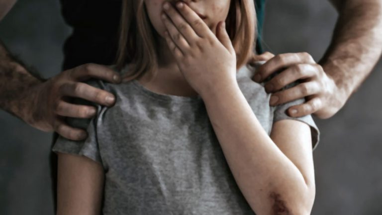 У Львові повідомили про підозру зловмиснику, причетному до розбещування та зґвалтування малолітніх дівчат