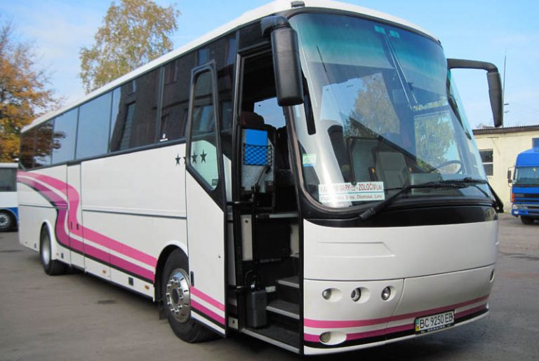 Туристично-транспортна  фірма “Насорох” пропонує перевезення