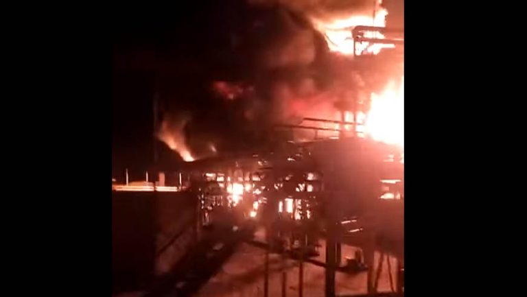 Оперативна інформація щодо пожежі сховища з нафтопродуктами у Київській області (відео)