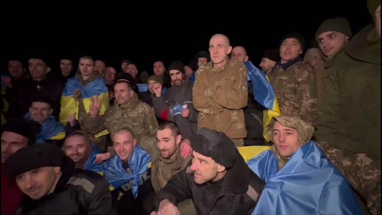 З російського полону повернули понад 200 наших воїнів і цивільних (відео)